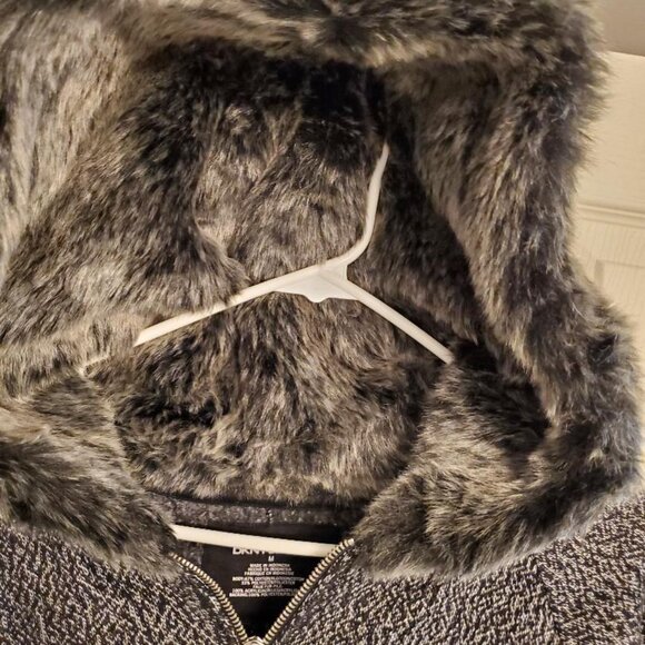 DKNY Jeans fur trimmed hoodie! - Picture 5 of 5